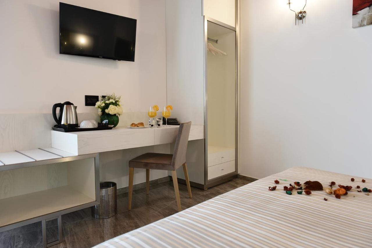 Hotel Western Principe Di Lampedusa 4*