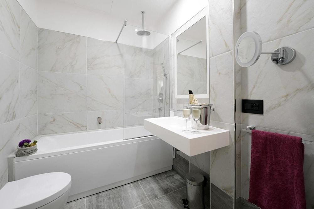 Western Principe Di Lampedusa Hotel 4*